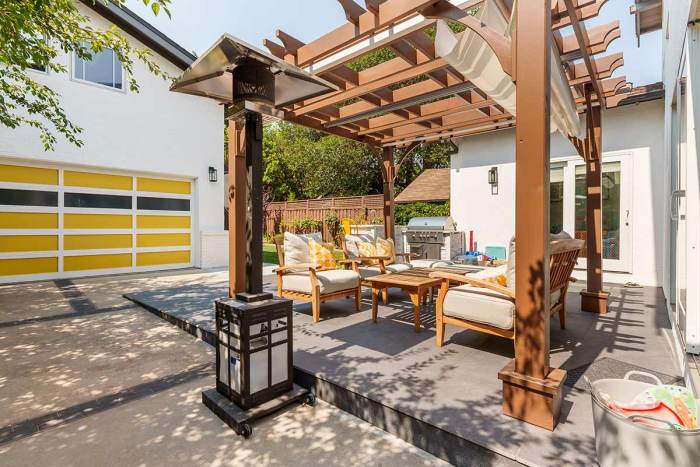 Outdoor concrete kitchens