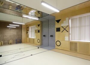 What are 4 Inspiring Designs for Multifunctional Living Room Furniture?